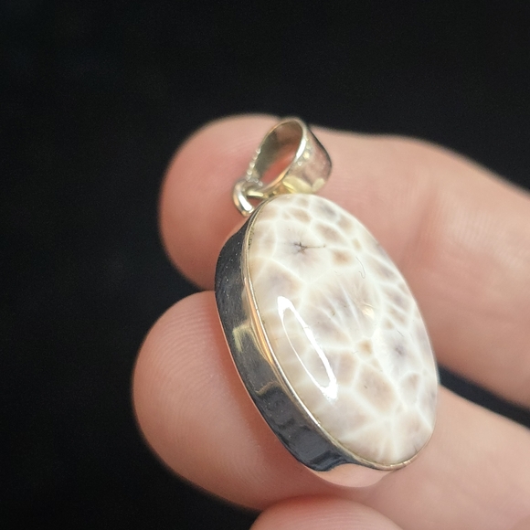 Pink Natrolite Pendant - Picture 3 of 3